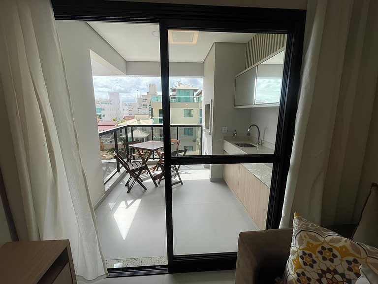 Cód 82 - Apartamento á 280m do mar