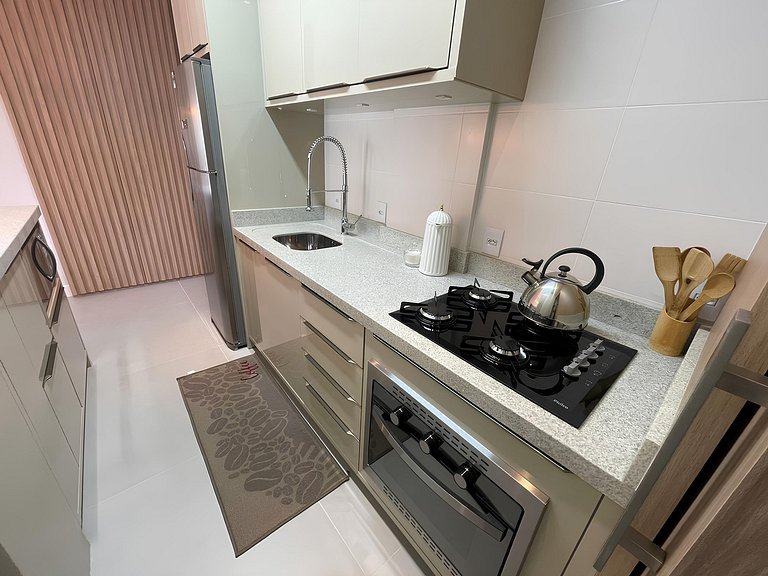 Cód 82 - Apartamento á 280m do mar