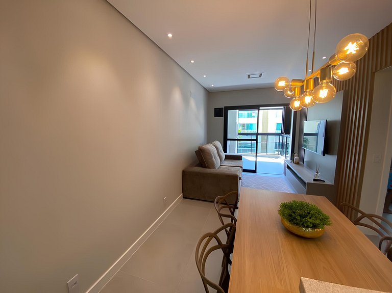 cód 84 - Apartamento á 280 m do mar com piscina