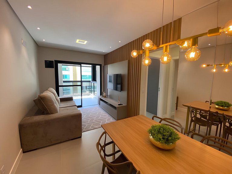cód 84 - Apartamento á 280 m do mar com piscina