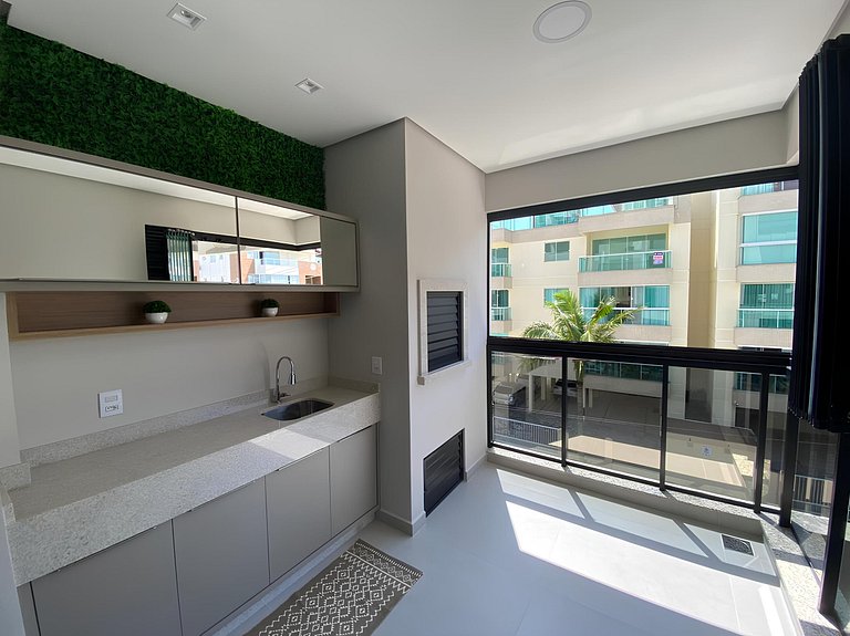 cód 84 - Apartamento á 280 m do mar com piscina