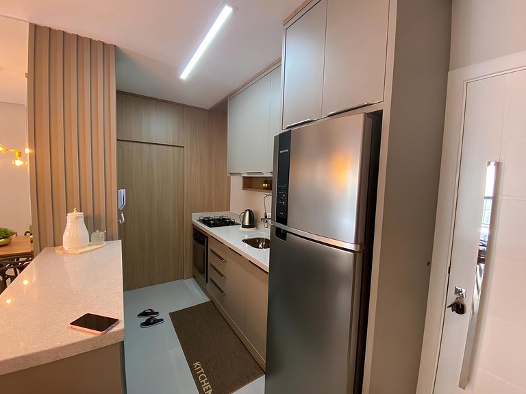 cód 84 - Apartamento á 280 m do mar com piscina