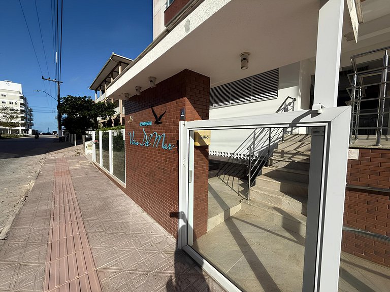 cód 88- Apartamento aconchegante á 100m do mar