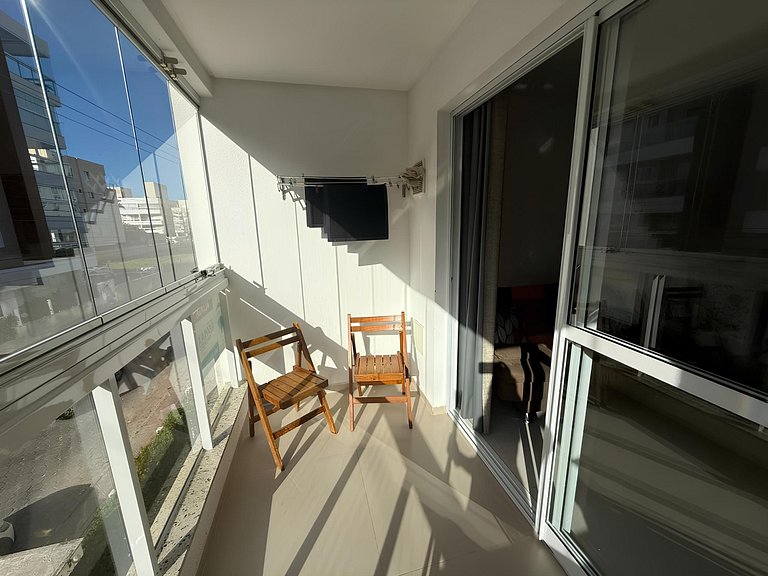 cód 88- Apartamento aconchegante á 100m do mar