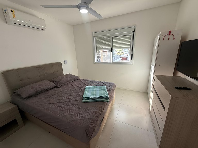 cód 88- Apartamento aconchegante á 100m do mar