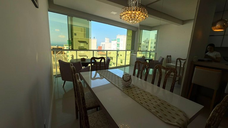 Cód 14- belo apartamento a penas 100 metros do mar