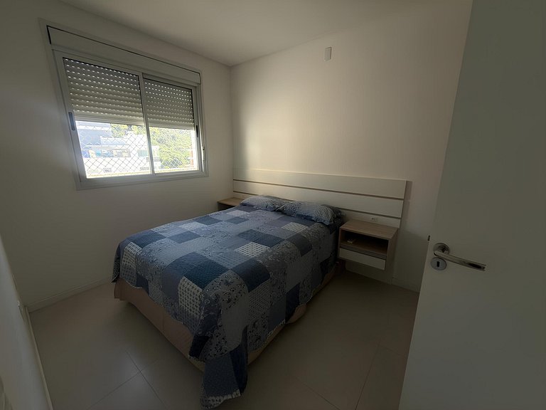 cód 89 - Cobertura a poucos passos da praia