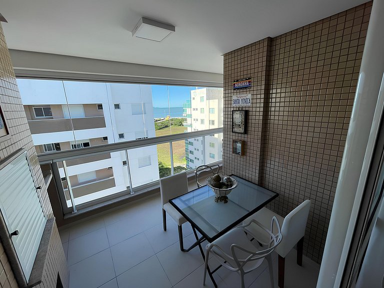 Cód 95 - Apartamento amplo e decorado