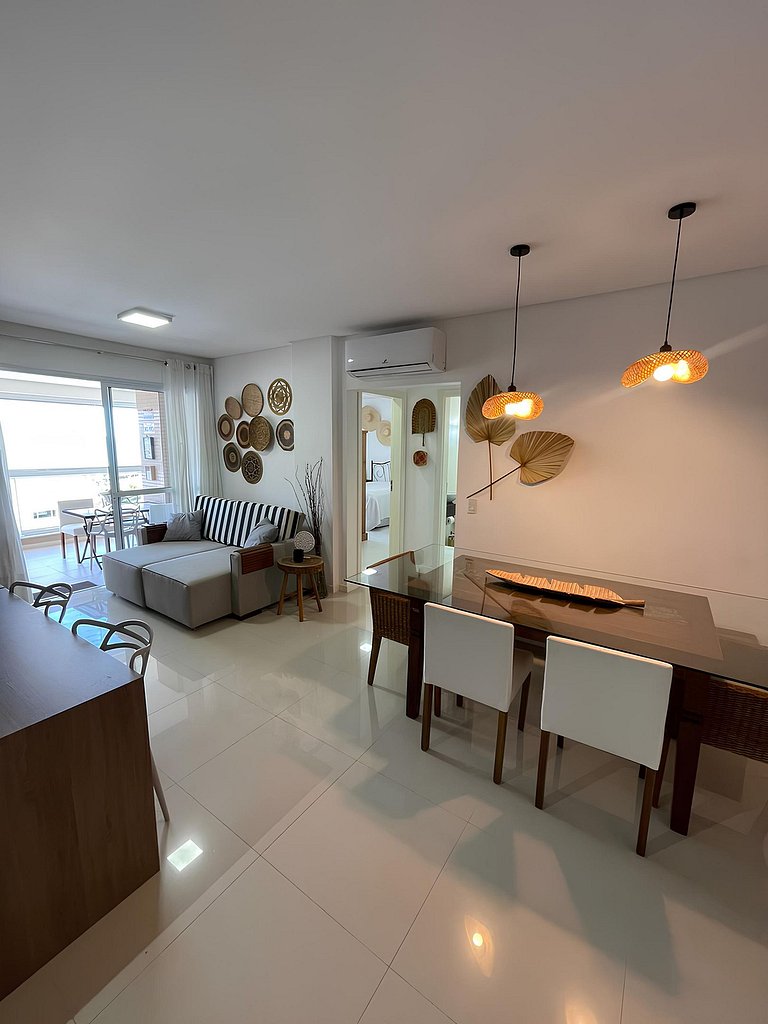 Cód 95 - Apartamento amplo e decorado