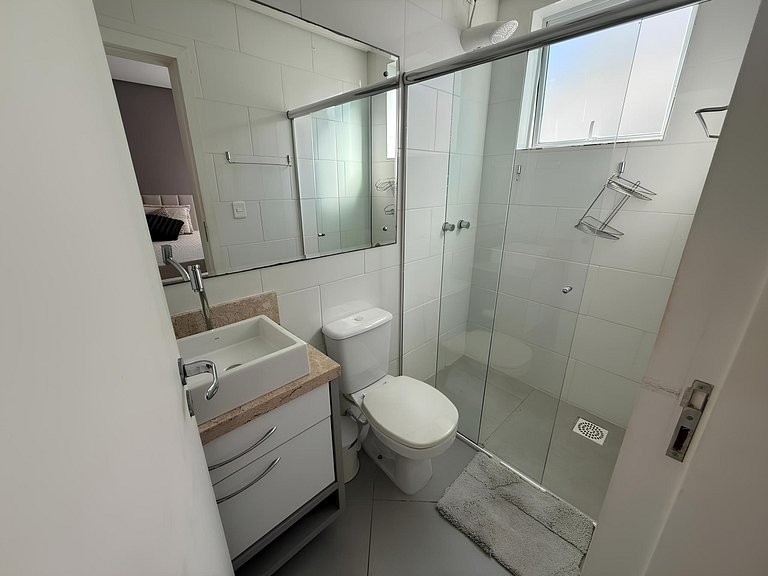 Cód 96 - Excelente apartamento de 2 suítes