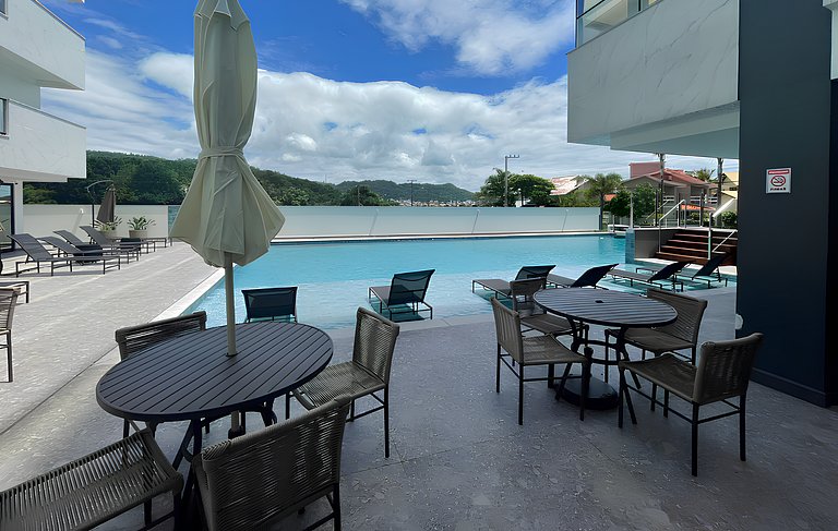 Cód 98 - Belissímo apartamento á 280m do mar