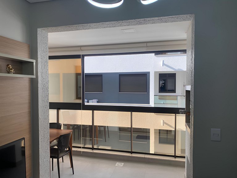 Cód 98 - Belissímo apartamento á 280m do mar