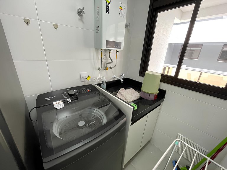 Cód 98 - Belissímo apartamento á 280m do mar