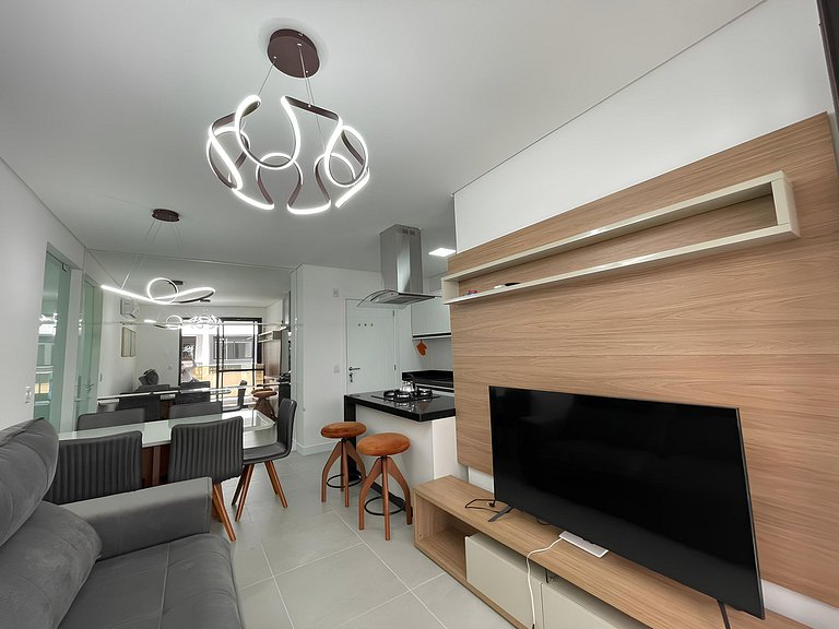 Cód 98 - Belissímo apartamento á 280m do mar