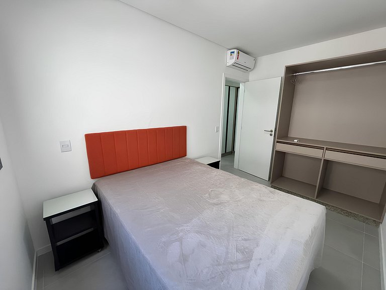 Cód 98 - Belissímo apartamento á 280m do mar