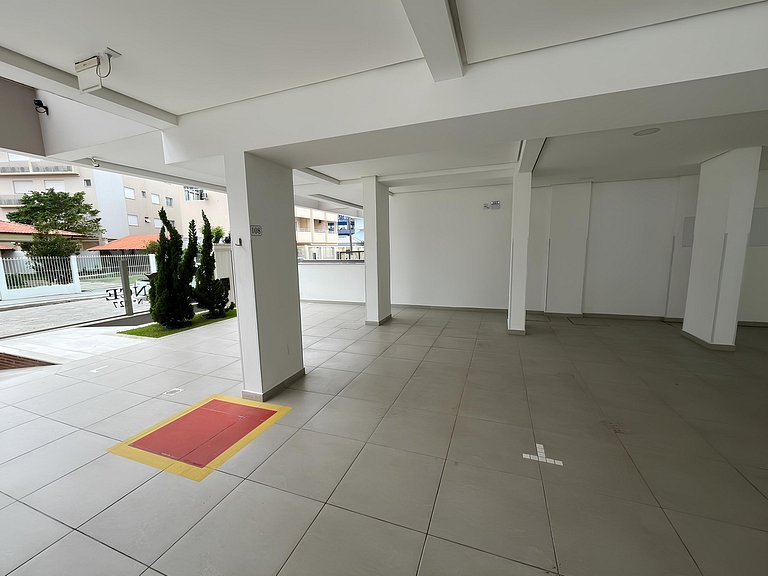 cód 99 - Excelente apartamento 100 metros da praia
