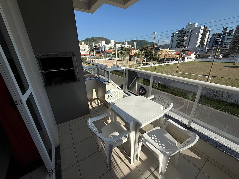Cód 107 - Apartamento a 50m do mar em Palmas