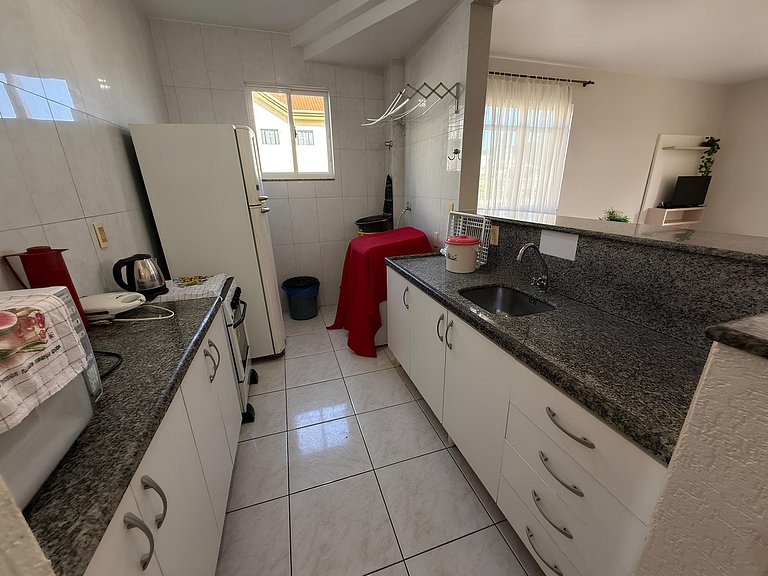 Cód 107 - Apartamento a 50m do mar em Palmas