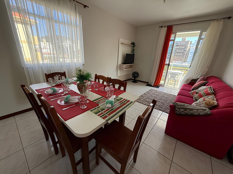 Cód 107 - Apartamento a 50m do mar em Palmas