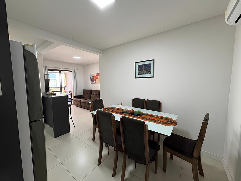 Cód 108 - Apartamento exuberante à 280 m do mar