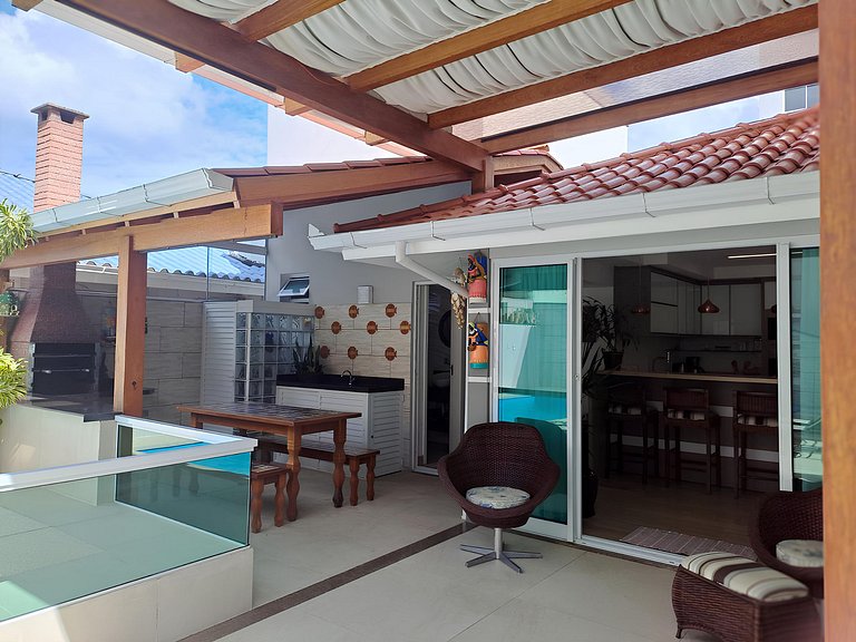 Cód 111-Casa aconchegante apenas 250m do mar