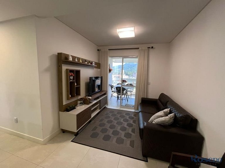 Cód 131- belo apartamento  á 280 metros do mar