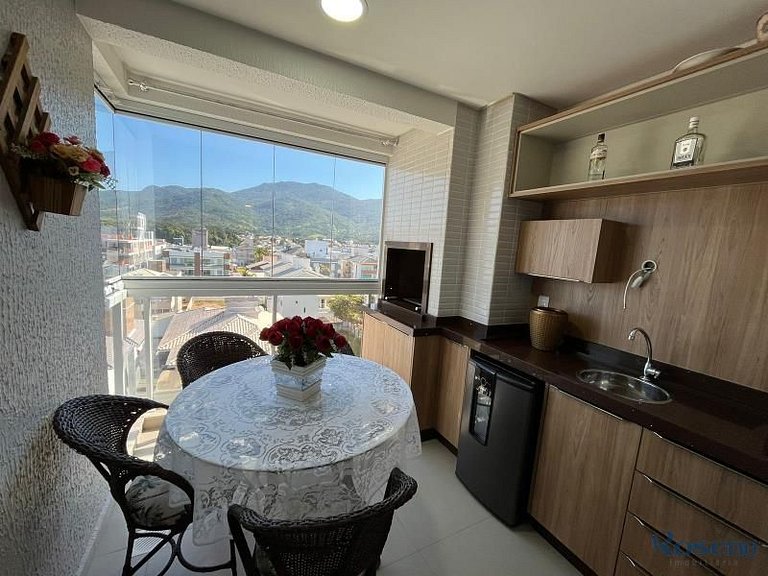 Cód 131- belo apartamento  á 280 metros do mar