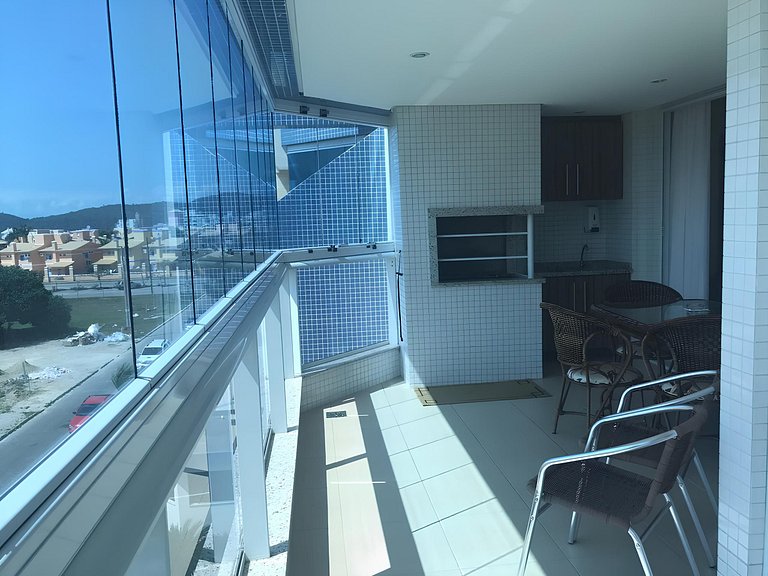 Cód 113 - Apartamento vista para o mar