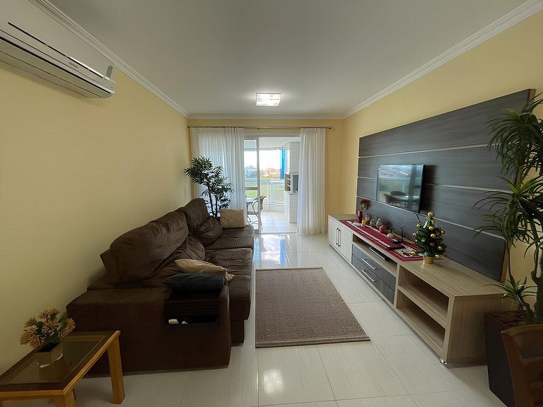 Cód 113 - Apartamento vista para o mar