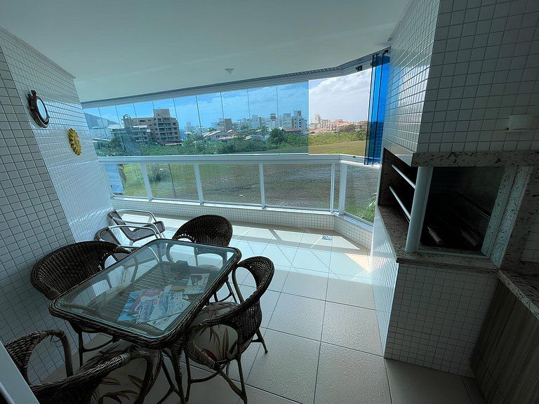 Cód 113 - Apartamento vista para o mar