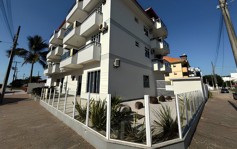 Cód 115 – Apartamento aconchegante a 50m do mar