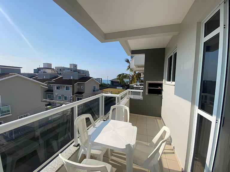 Cód 118- Apartamento á 50m do mar