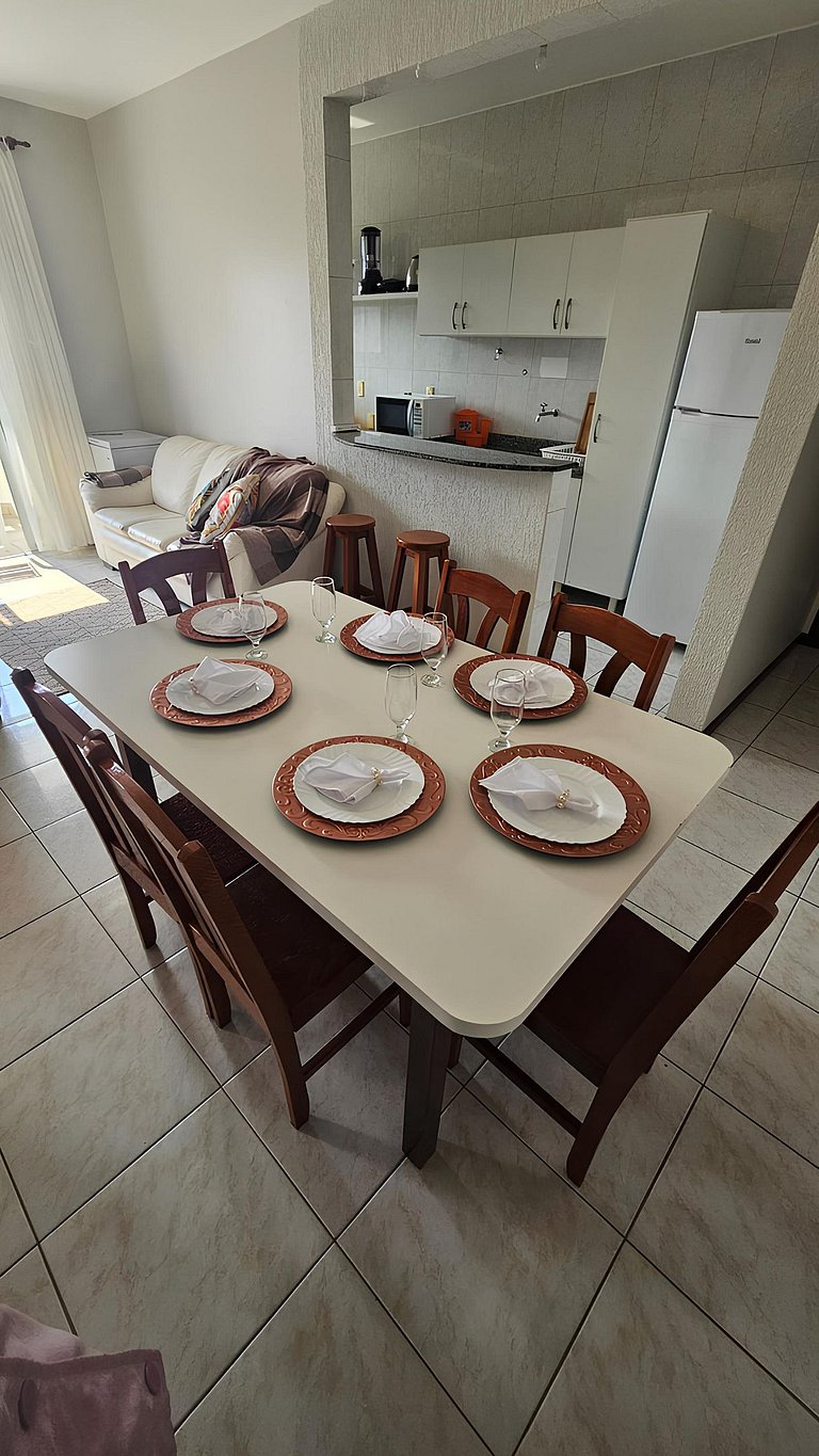 Cód 118- Apartamento á 50m do mar