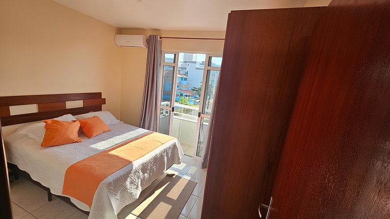 Cód 118- Apartamento á 50m do mar