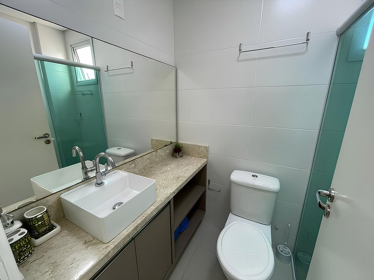 Cód 121 - Apartamento á 280m do mar