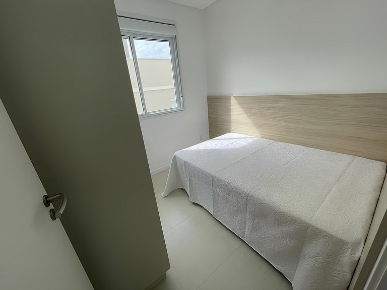 cód 122 - cobertura com jacuzzi próxima do mar!