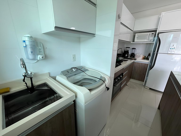 cód 125 - Apartamento amplo, a 80 metros do mar