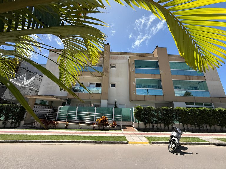 Cód 127 - Apartamento amplo a 500m da Praia de Palmas