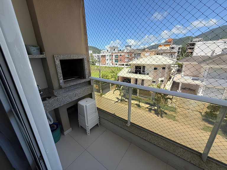 Cód 127 - Apartamento amplo a 500m da Praia de Palmas