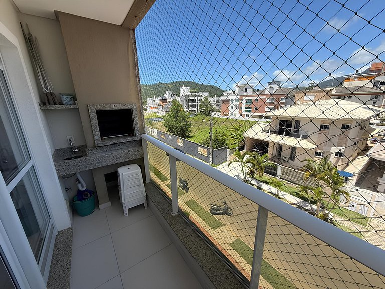 Cód 127 - Apartamento amplo a 500m da Praia de Palmas