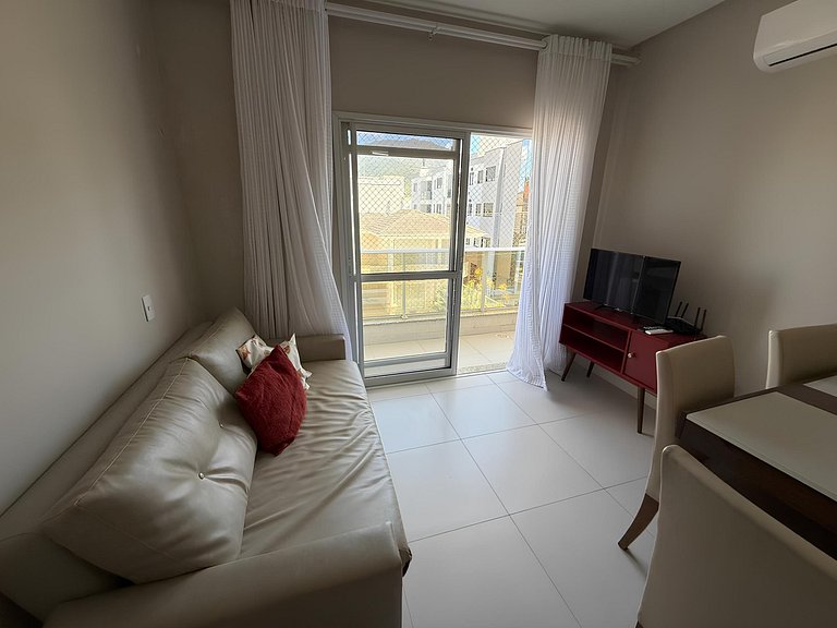 Cód 127 - Apartamento amplo a 500m da Praia de Palmas