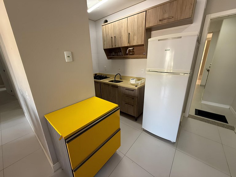 Cód 127 - Apartamento amplo a 500m da Praia de Palmas
