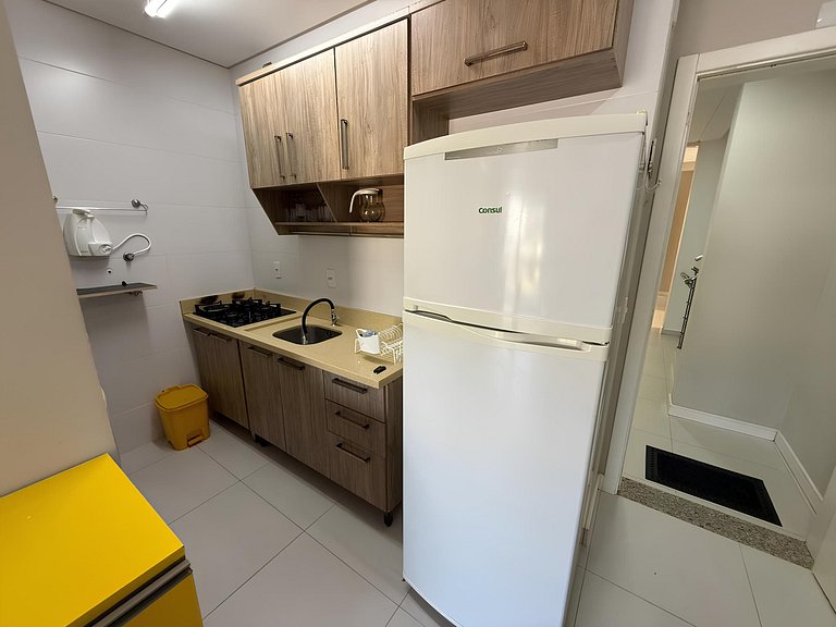 Cód 127 - Apartamento amplo a 500m da Praia de Palmas