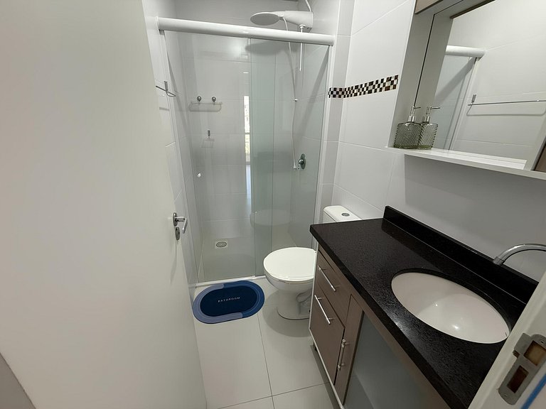 Cód 127 - Apartamento amplo a 500m da Praia de Palmas