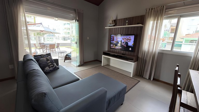Cód 6 - Casa Sofisticada à 50 m do mar