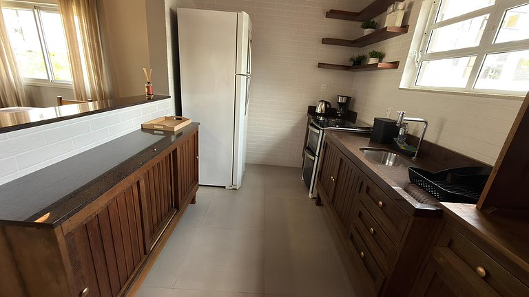 Cód 6 - Casa Sofisticada à 50 m do mar