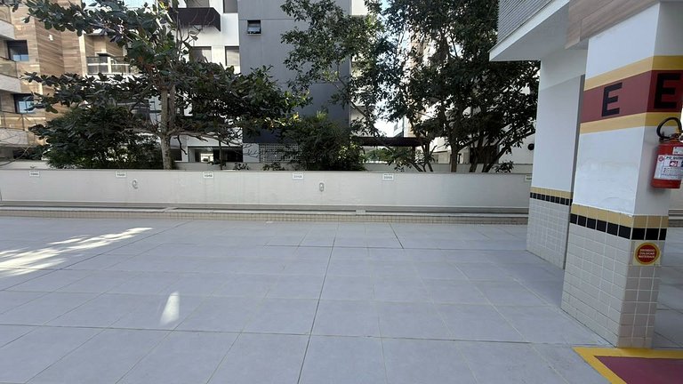 cod 48 - Apartamento com piscina á 280m do mar