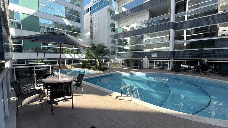 cod 48 - Apartamento com piscina á 280m do mar
