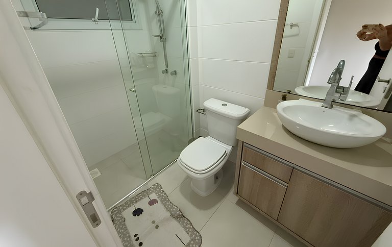 Cód 137- Belo apartamento de 3 suítes