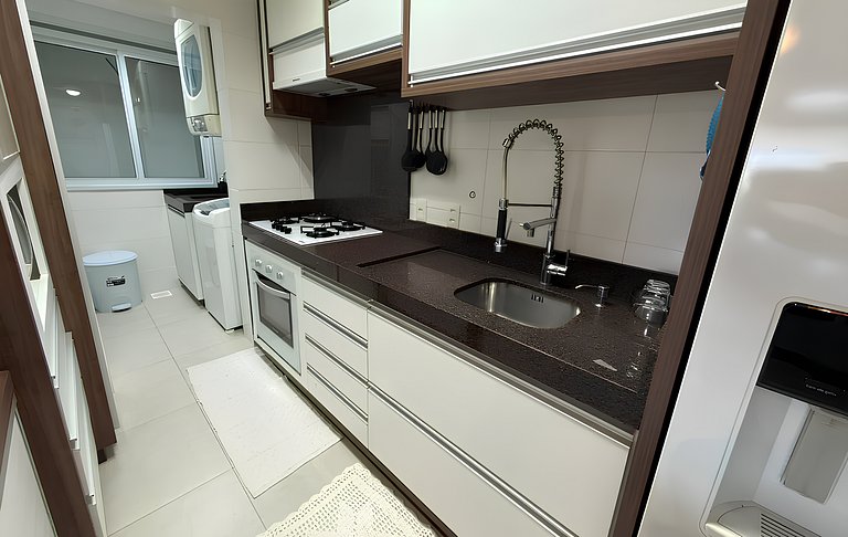Cód 137- Belo apartamento de 3 suítes